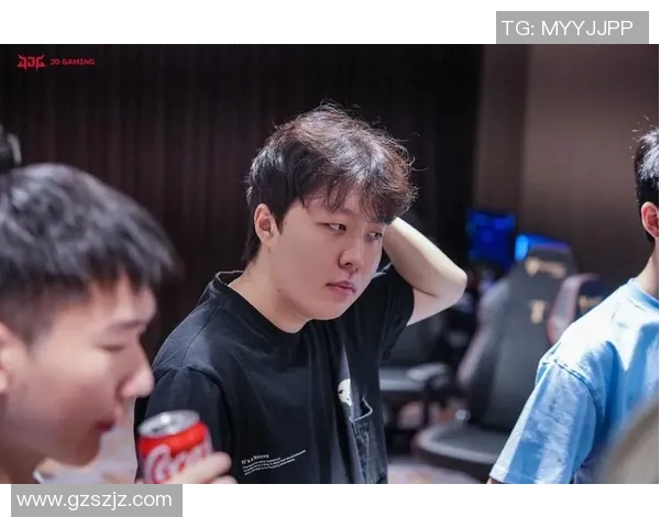 JDG与WE在S15电竞总决赛中的精彩配合与战术分析全景回顾 JDG与WE在S15电竞总决赛中的精彩配合与战术分析全景回顾